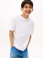 Camiseta-de-cuello-redondo-con-logo