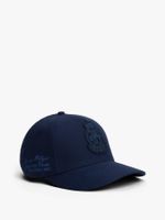 Gorra-con-logo-de-escudo-de-5-panales
