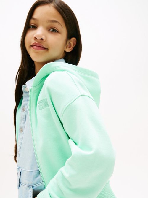 Abrigo-con-capucha-cremallera-y-corte-amplio