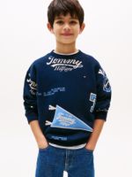 Abrigo-con-estampado-integral-de-logos