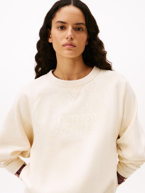 Abrigo-de-cuello-redondo-con-logo-script