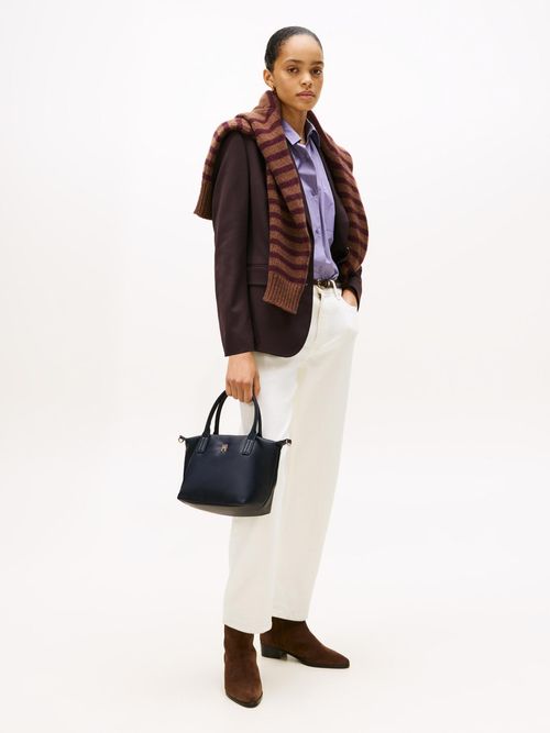 Bolso-tote-con-monograma-TH