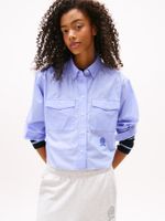 Camisa-cropped-de-corte-amplio-con-bordado