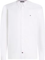 Camisa-de-corte-slim-con-popelina-stretch-con-boton-en-cuello