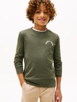 Camiseta-con-logo-take-a-hike-en-forma-circular