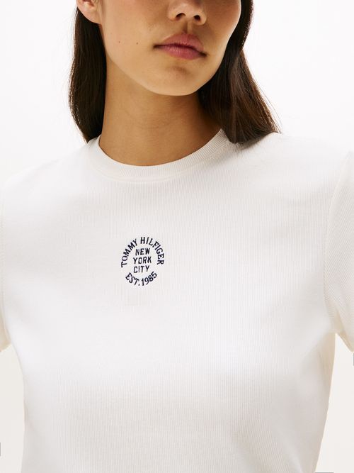 Camiseta-de-corte-regular-con-diseño-de-rayas