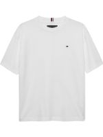 Camiseta-de-cuello-redondo-con-logo-bordado