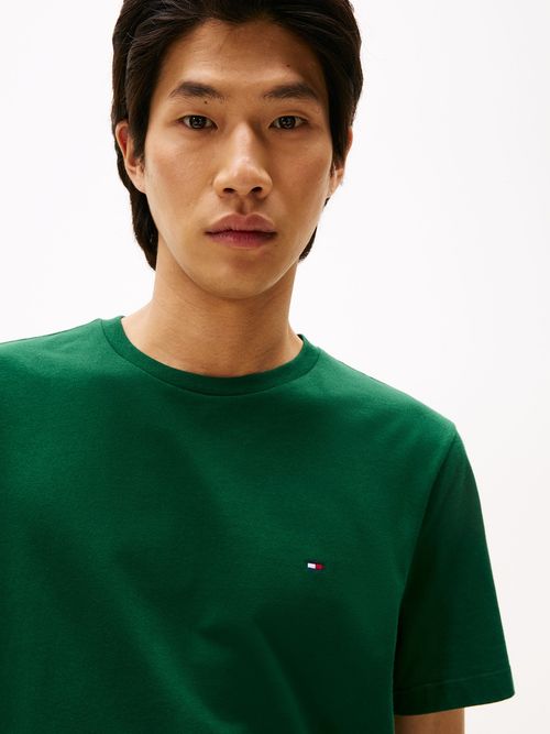 Camiseta-de-cuello-redondo-con-logo-bordado