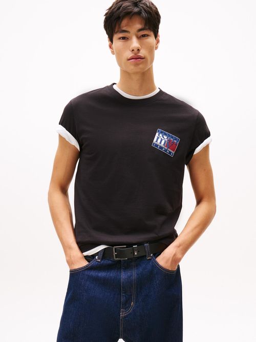 Camiseta-de-cuello-redondo-con-logo-bordado