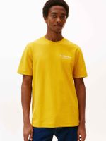 Camiseta-de-cuello-redondo-con-logo-trasero