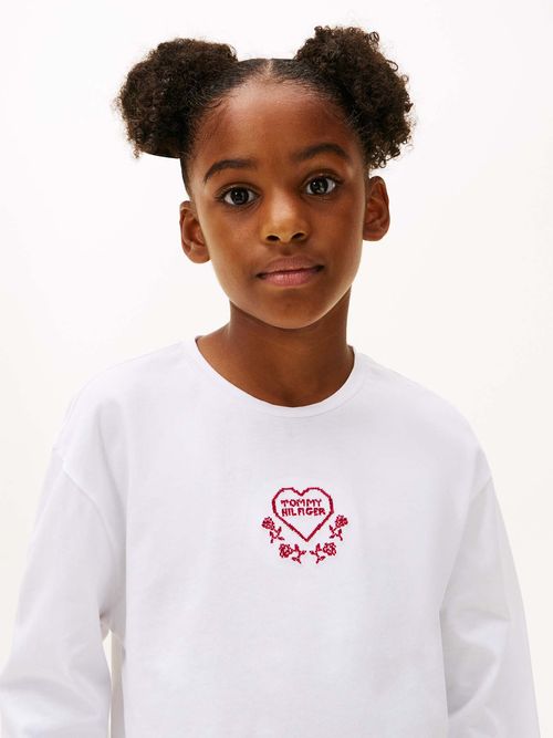 Camiseta-de-manga-larga-con-logo-bordado