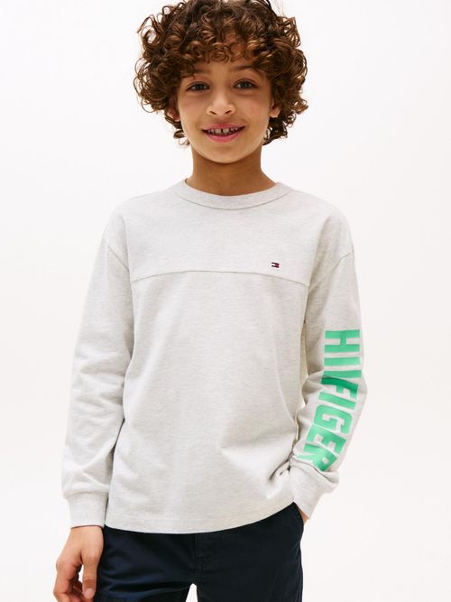 Camiseta-de-manga-larga-con-logo-grafico