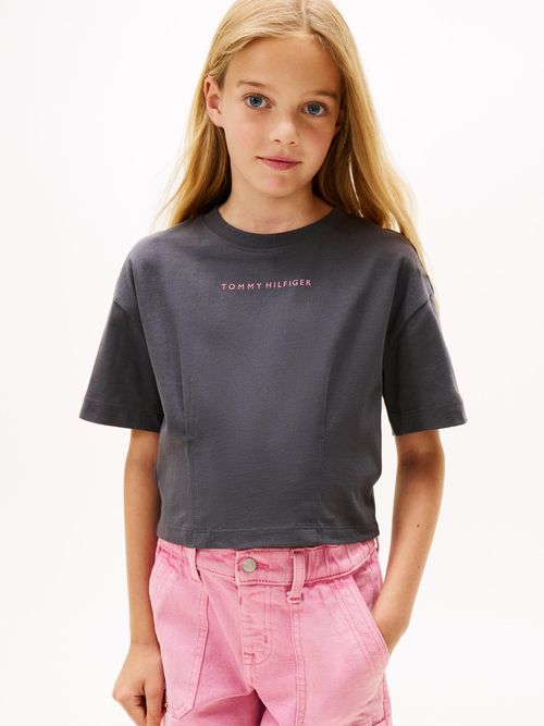 Camiseta-de-punto-con-logo-engomado