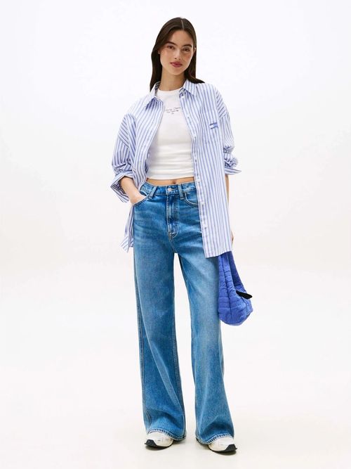 Camiseta-de-punto-con-logo-y-corte-slim