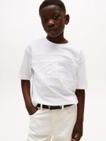 Camiseta-distintiva-bordada