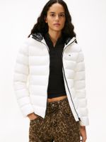 Chaqueta-acolchada-de-plumon-con-capucha