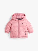 Chaqueta-acolchada-estilo-universitario