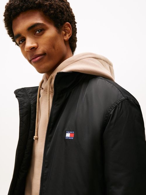 Chaqueta-acolchada-que-repele-el-agua