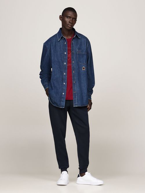 Joggers-con-cordon-y-logo-bordado