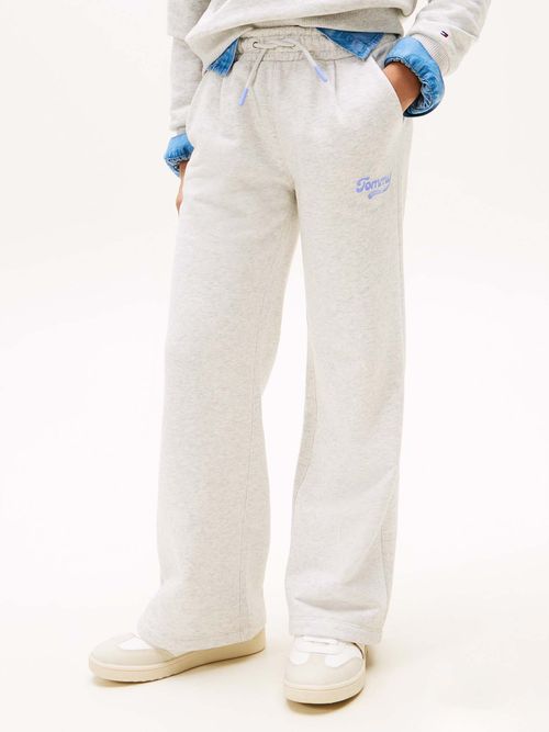 Joggers-Varsity-anchos-con-logo