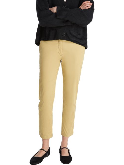 Pantalon-chino-con-logo