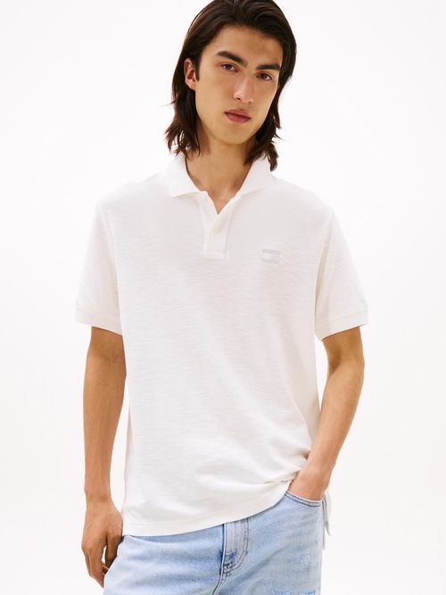 Polo-de-pique-con-parche-de-Tommy