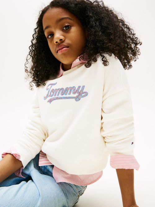 Sudadera-con-logo-script