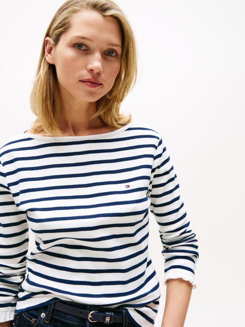 Sueter-de-cuello-barco-con-diseño-de-rayas