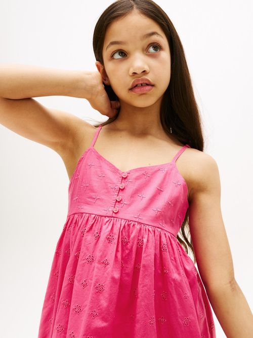 Vestido-calado-con-tirantes-espagueti