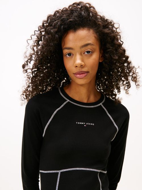 Vestido-mini-linear-con-logo