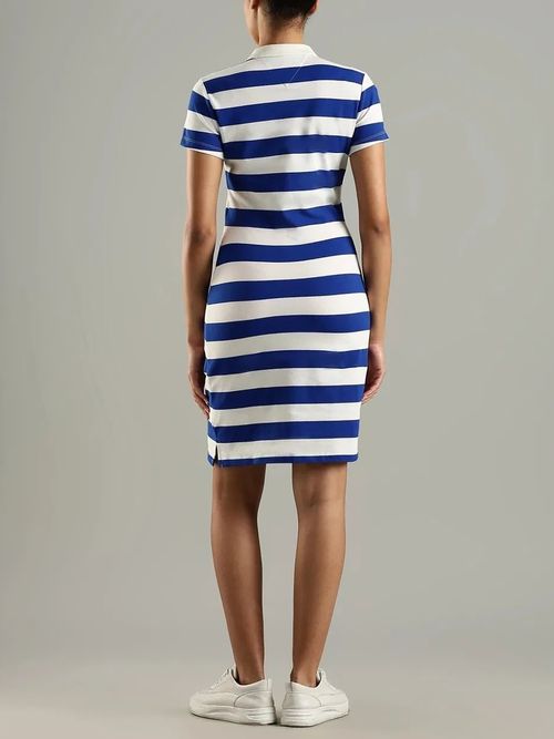 Vestido-tipo-polo-con-mangas-cortas