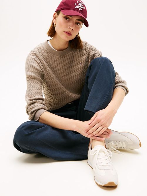 Zapatillas-de-Cuero-con-logo-metalizado