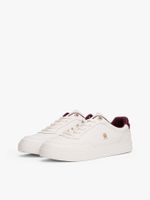 Zapatillas-en-cuero-con-monograma-TH