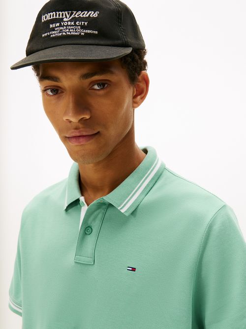 Polo-de-corte-regular-ribeteado