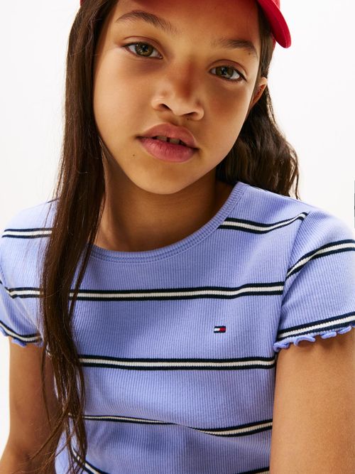 Camiseta-con-ribetes-fruncidos