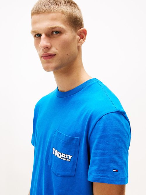 Camiseta-slim-de-cuello-redondo-con-logo