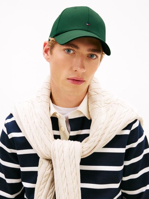 Gorra-de-beisbol-con-logo-bordado