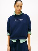 Abrigo-de-felpa-con-logo-script-y-botones-decorativos