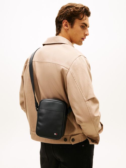 Bolso-cruzado-reporter-acanalado-