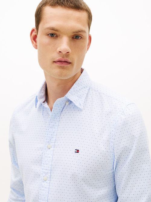 Camisa-de-popelin-con-estampado-de-corte-slim
