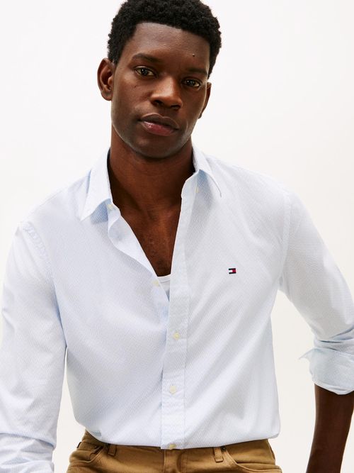 Camisa-regular-de-popelin-flex-con-microestampado