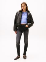 Jeans-Nora-de-corte-skinny-y-talle-medio