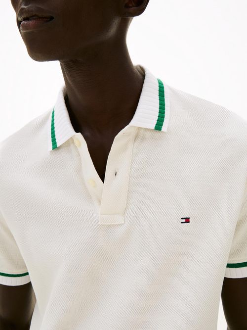 Polo-de-corte-regular-con-logo