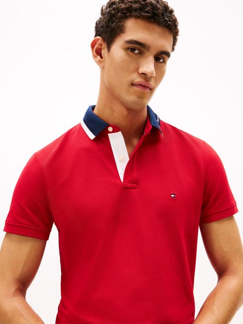 Polo-de-corte-regular-con-logo-grafico