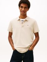 Polo-de-corte-slim-con-parche-con-logo