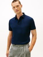 Polo-regular-con-tapeta-oculta-