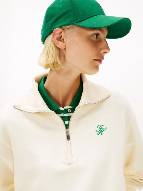 Sueter-con-cierre-de-media-cremallera-con-logo-script