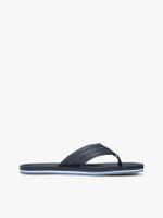 Chancletas-acolchadas-con-logo-en-la-pala