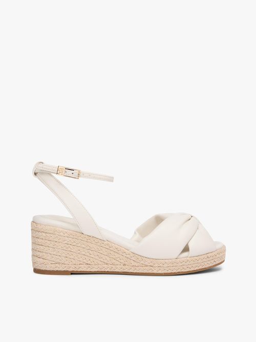 Sandalias-de-cuña-media