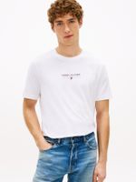 Camiseta-de-cuello-redondo-con-logo